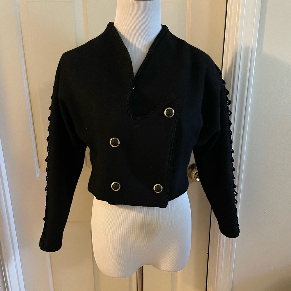 Beautiful cropped jacket with buttons, from Japan